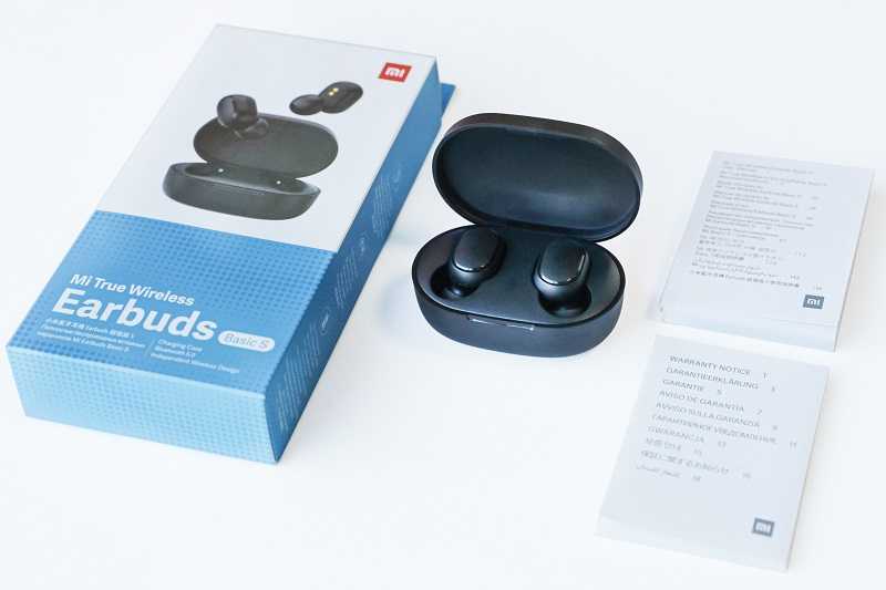 Как подключить наушники redmi airdots и xiaomi earbuds к телефону? как пользоваться наушниками?