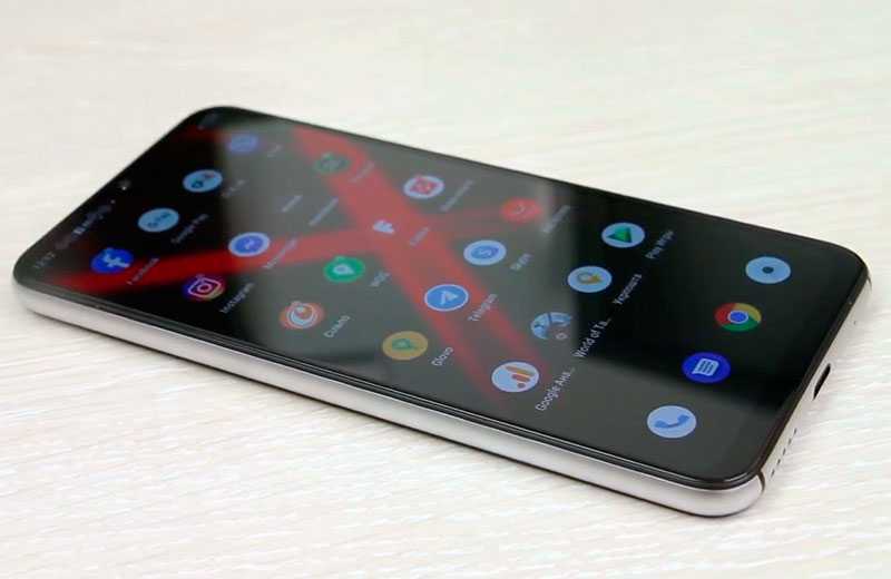 Best large screen phones in [year] - gadget review