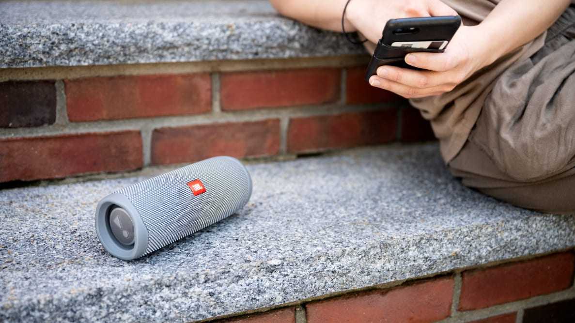 Jbl flip 4 — подробный обзор новой водонепроницаемой колонки