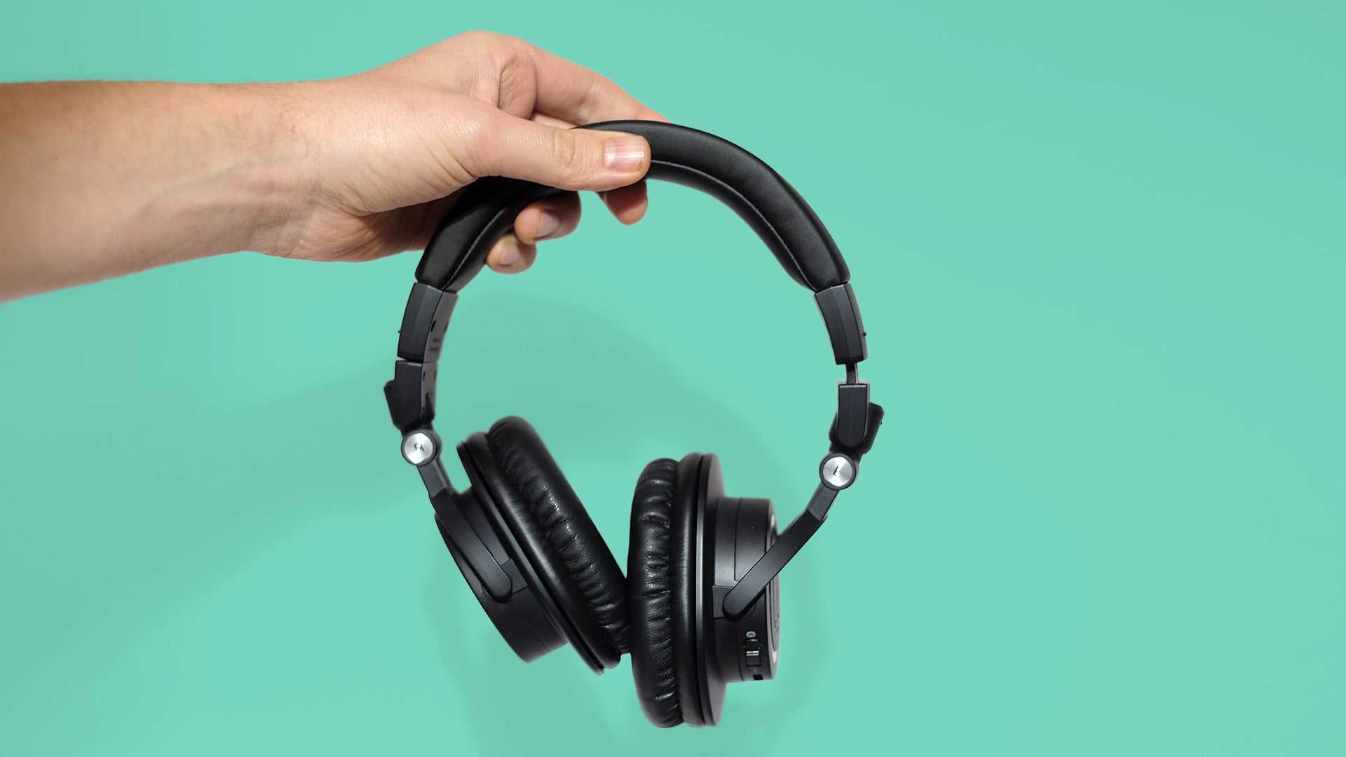 Audio-technica ath-m50xbt2 review [2023] - superb headphones