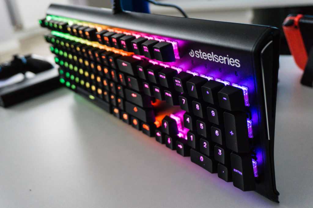 Steelseries apex m750 tkl mechanical keyboard review | relaxedtech