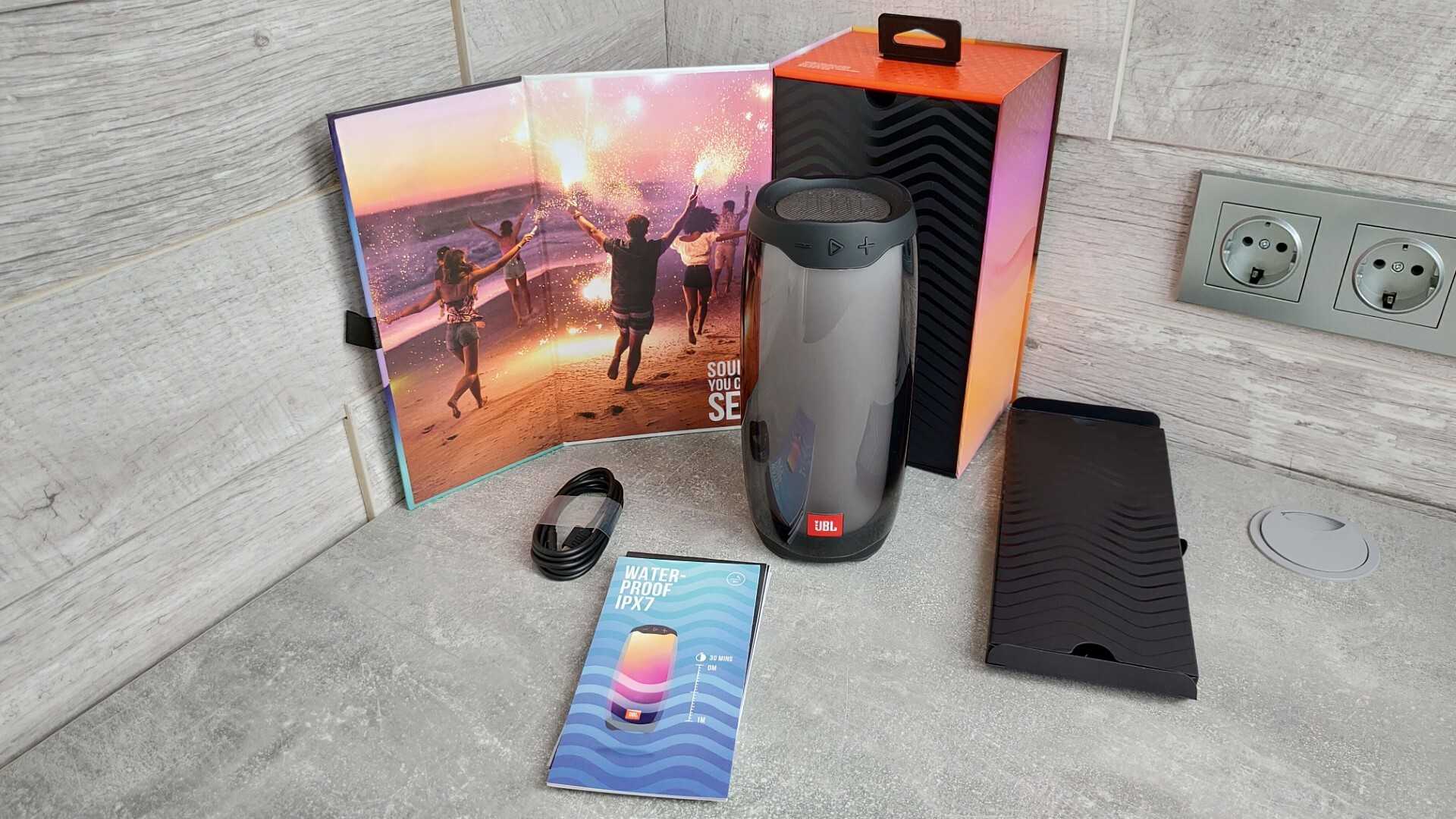 Jbl pulse 3 vs pulse 4: is the update to this trippy-light-show speaker worth it?