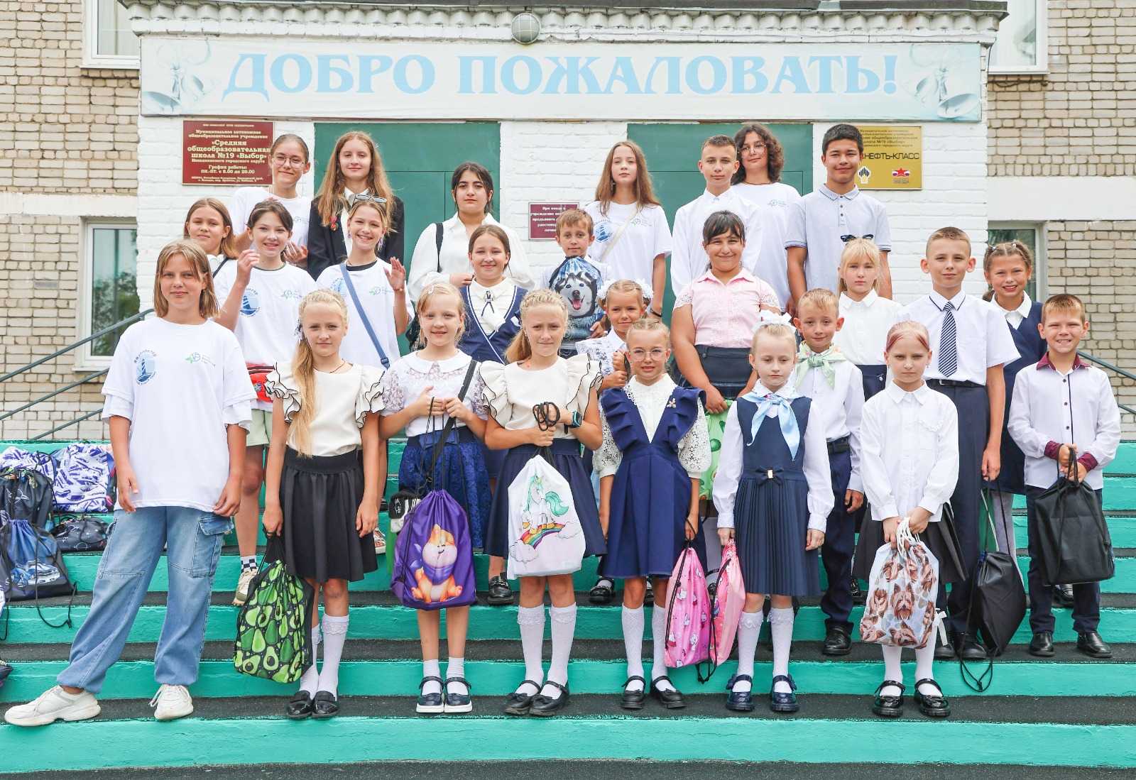 «оценки не ставят вообще»: 3 истории об учебе в необычных школах