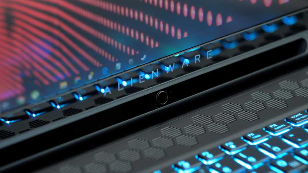 Alienware 13 r3 specs and prices. alienware 13 r3 comparison with rivals