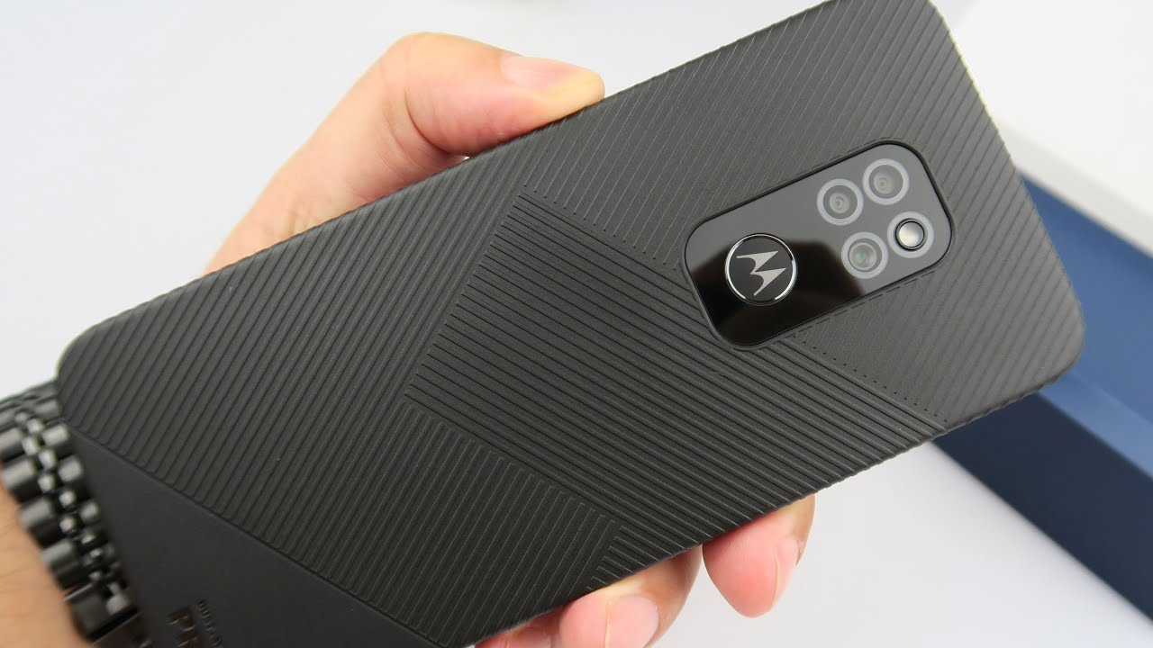 Как выглядит противоударный телефон 2021 года. motorola defy 2021 обзор