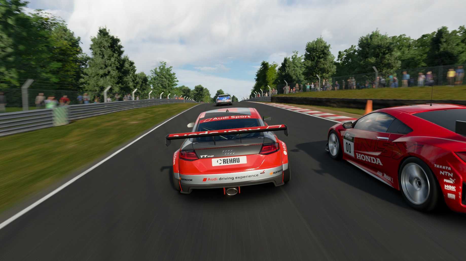 После десяти гонок в Gran Turismo 6 я могу с полной уверенностью написать, что разработчики извлекли уроки из допущенных ошибок