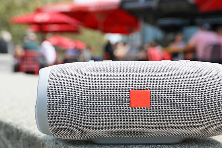 10 лучших jbl колонок: рейтинг хороших jbl 2021 [топ 10]