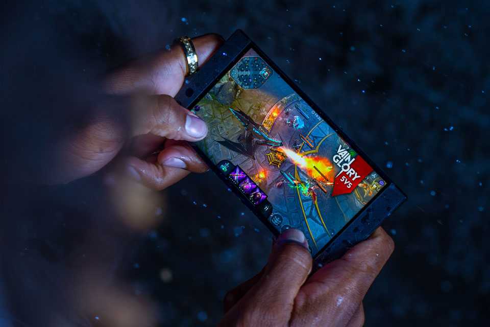 Razer phone 2 с новой системой охлаждения | 4-xda.ru