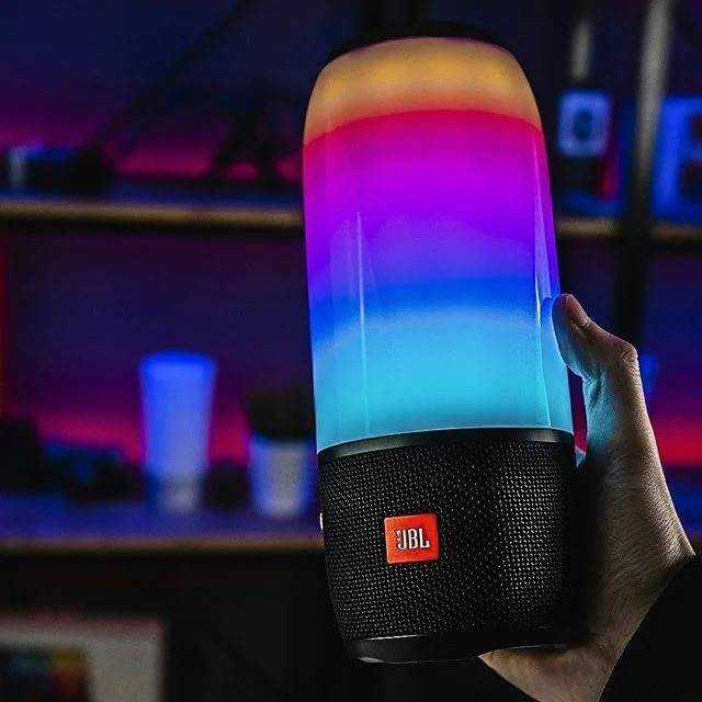 Jbl announces flip 4, playlist, soundgear and pulse 3 speakers at ces