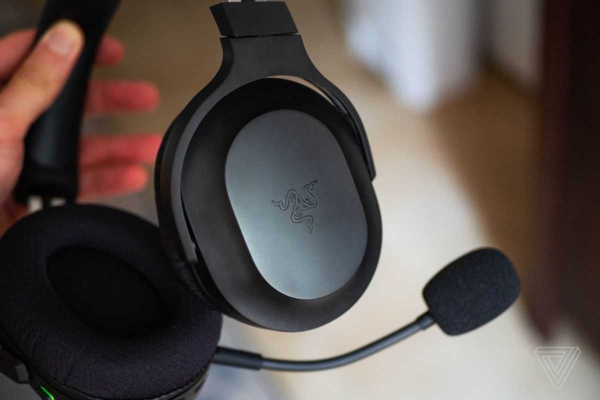 Razer barracuda x wireless 2021 
            headphones review